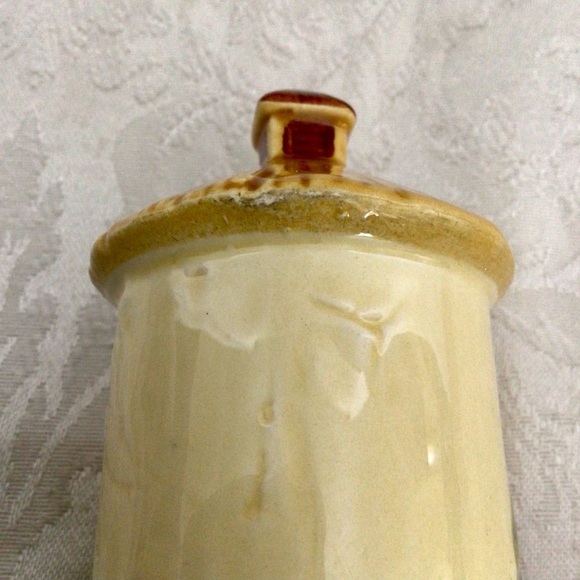 Vintage Ceramic Waterwheel Cottage Salt and Pepper Shaker Set Japan - Picture 8 of 8